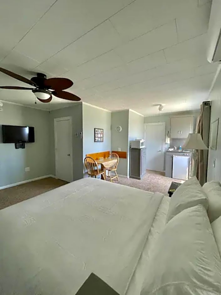 Echo Motel