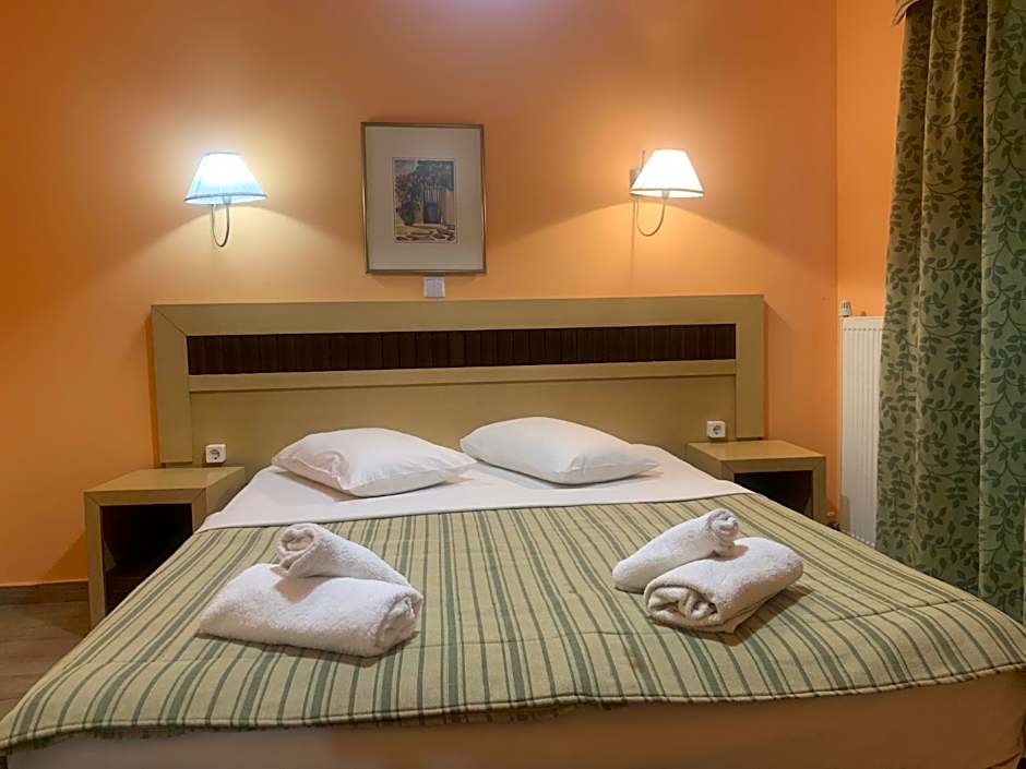 Polychrono Beach Hotel