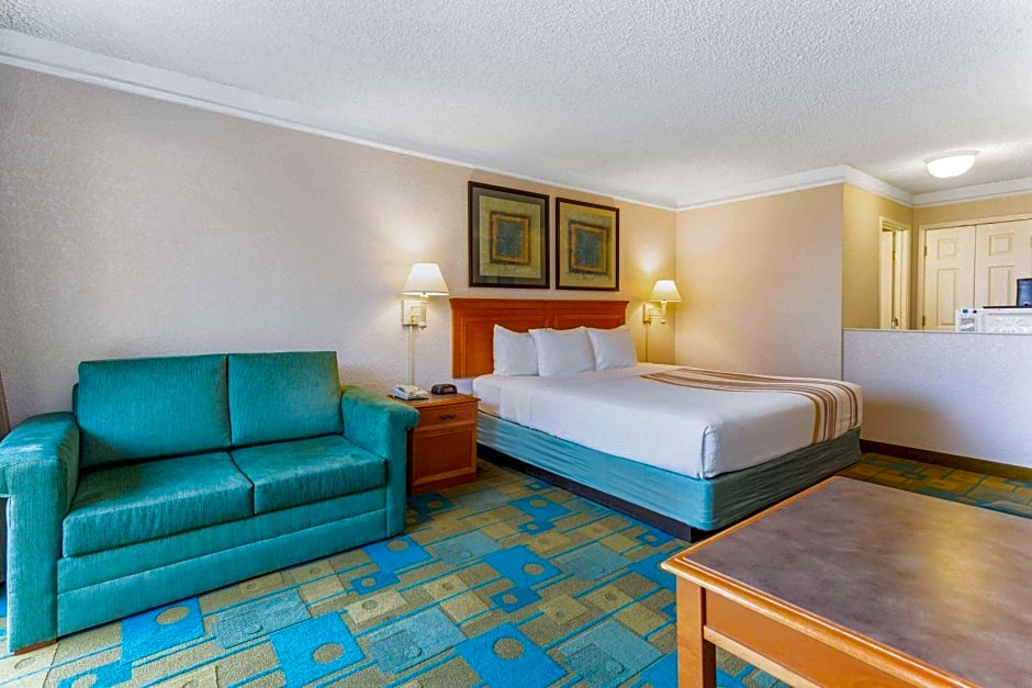 La Quinta by Wyndham Redding