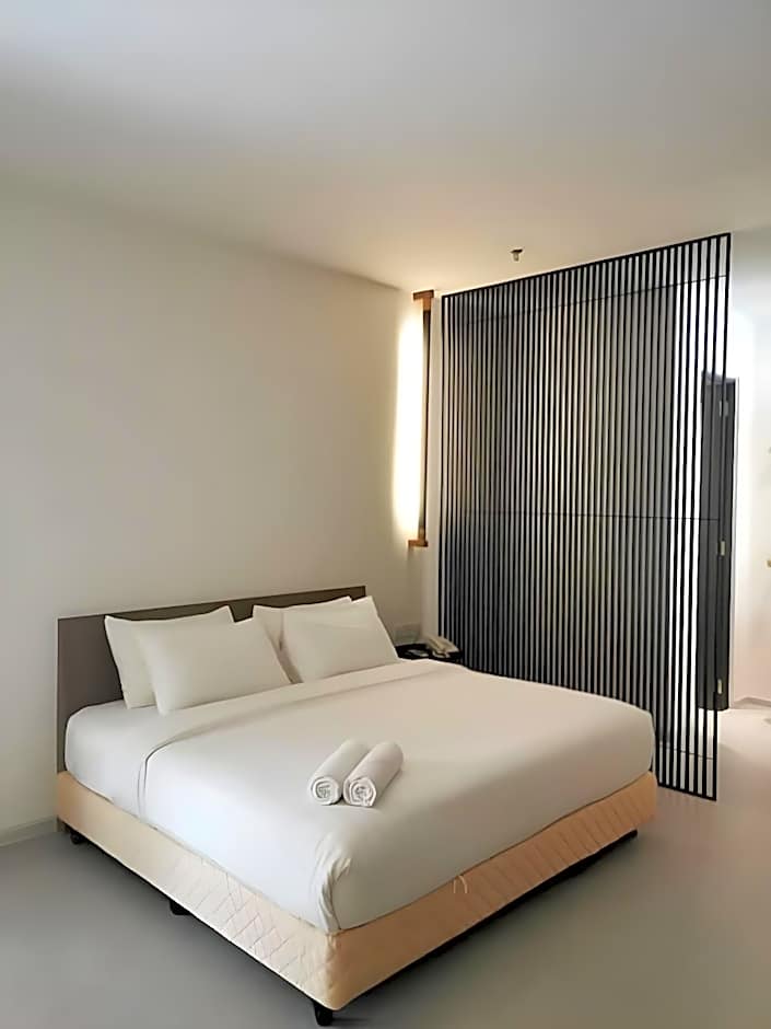 T+ PREMIUM HOTEL