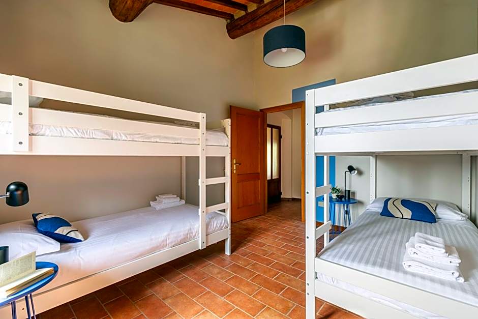 Selvuccia Lodge - Ostello Agricolo