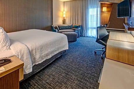 Room, 1 King Bed with Sofa bed (1 King Bed and 1 Double Sofa Bed)