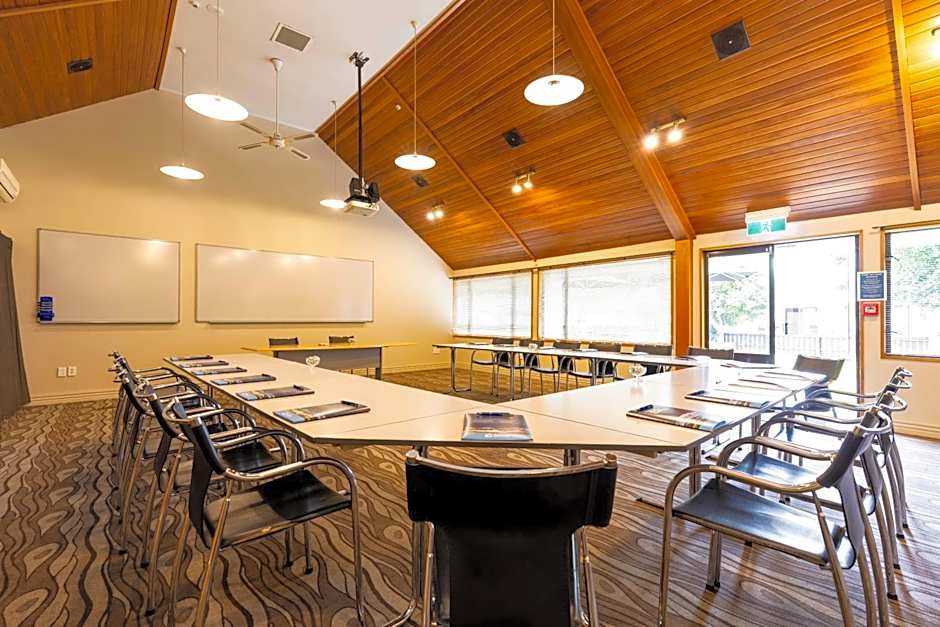 Airport Gateway Motor Lodge