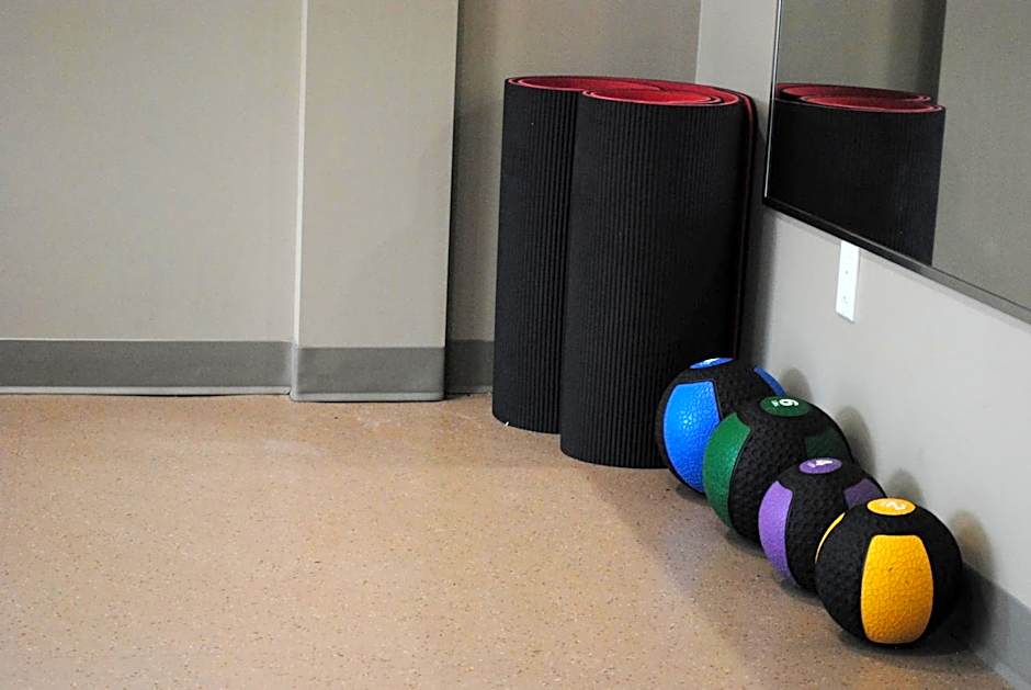 Days Inn & Suites by Wyndham Lindsay