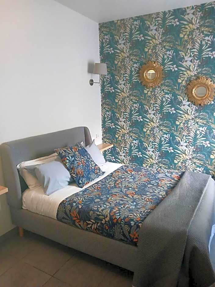 Hôtel Saint-Florent, à 2 pas du Théatre Antique d'Orange