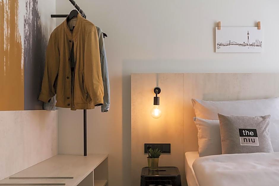 Holiday Inn - the niu, Tab Dusseldorf Main Station By IHG
