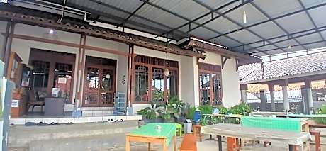 Hotel O Home Stay Syariah Annur