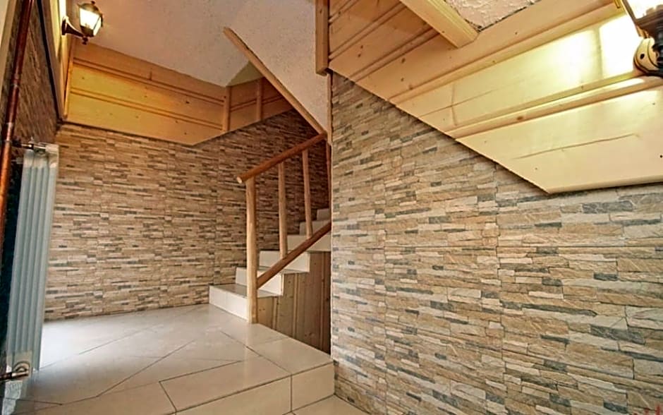 Grota zbójnicka apartament i pokoje