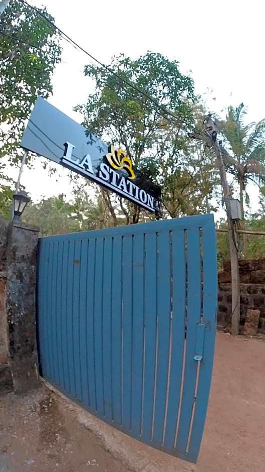 Photo 1 of 5 of La Station Resort Vagator