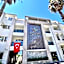 Two Seas Hotel