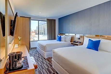 1 Queen Bed Non-Smoking