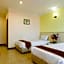 Adel Hotel