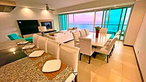 Departamento Peninsula Mazatlan hasta 12 huéspedes