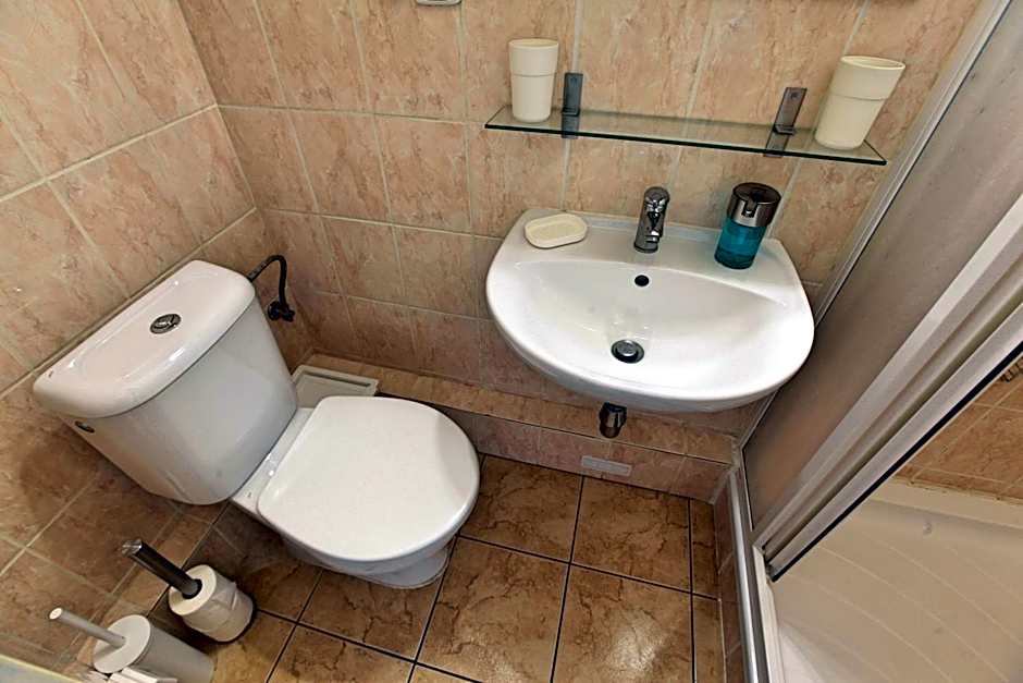 Angel City Aparthotel