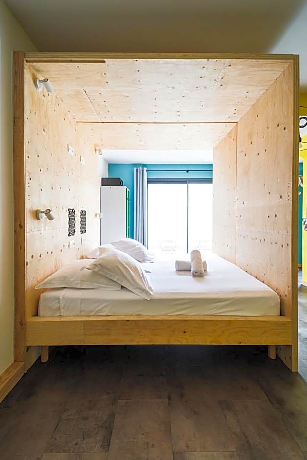 HÔTEL LE TERRE SAINTE