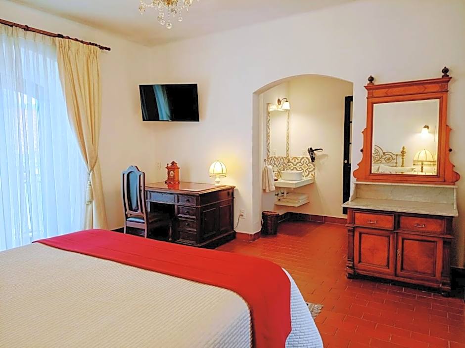 El Hotel de Su Merced