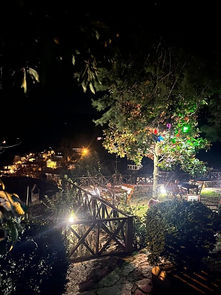 ŞİRİNCE BAHÇE OTEL