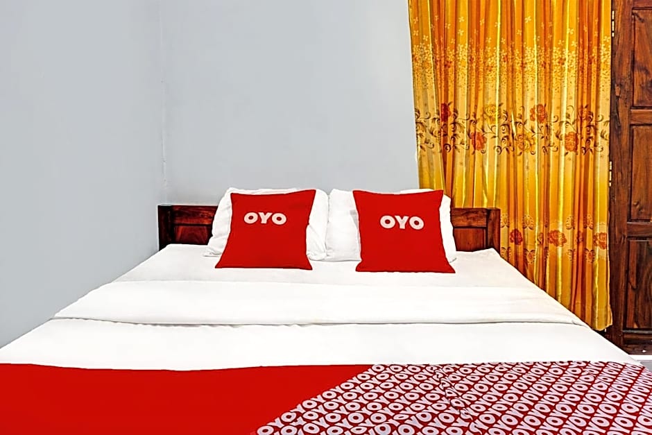 OYO Life 92021 Dua Putra Homestay Klayar