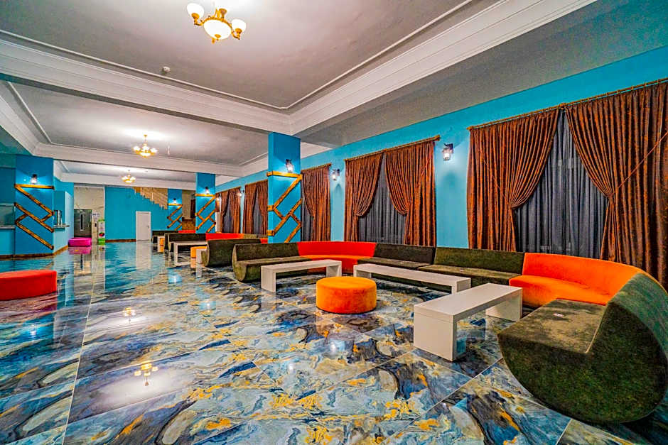 SENZA GARDEN HOLIDAY CLUB