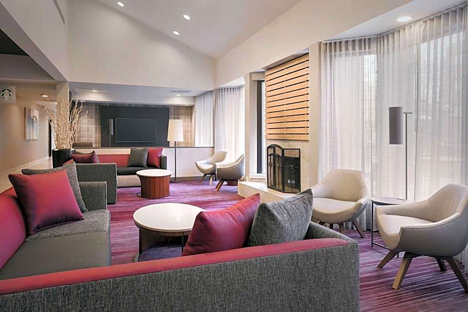 Fairfield by Marriott Inn & Suites Stoughton