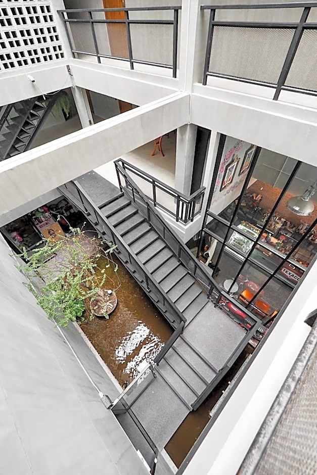 Labkoff cafe and Hostel