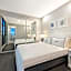 The Hamptons Apartments - St Kilda