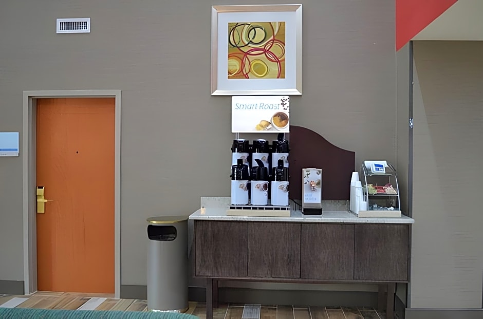 Holiday Inn Express Madison By IHG