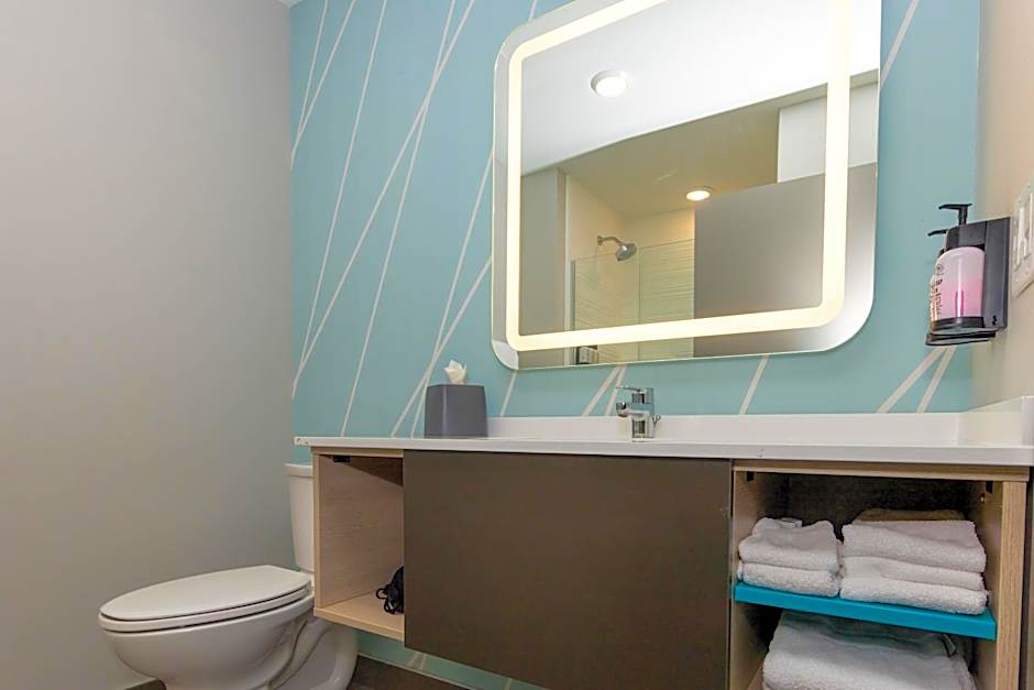 Avid Hotels Denver Airport Area By IHG