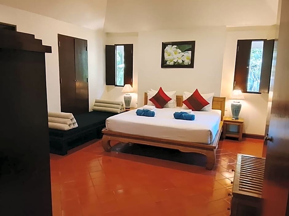 The Hive Hotel