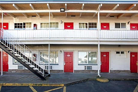 OYO Hotel Kalama
