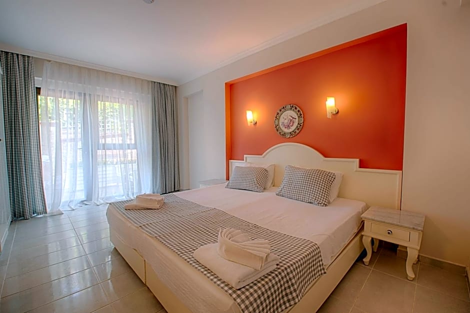S3 Hotels Orange