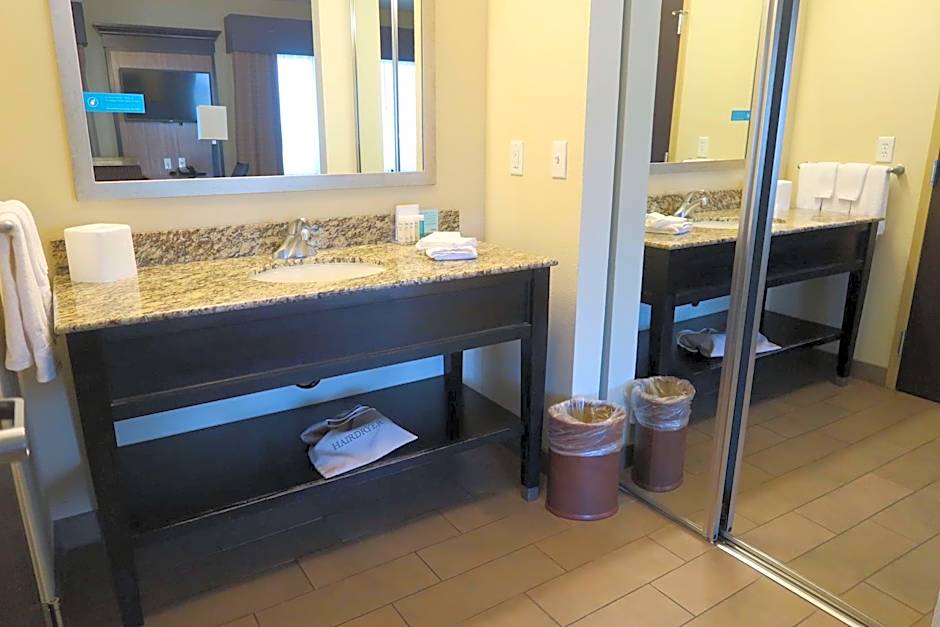 Hampton Inn By Hilton And Suites Salinas