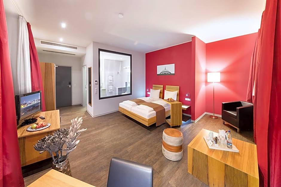 Zdjęcie 1 z 7 — Junior Suite