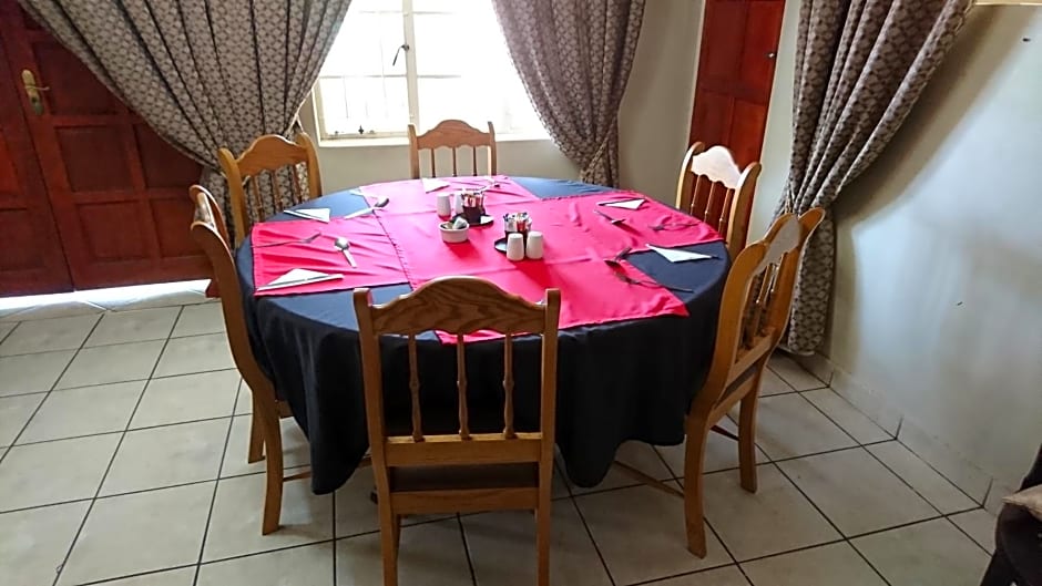 Country Blue Luxury Guest House