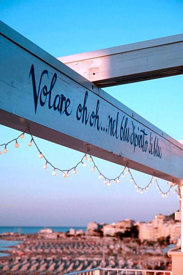 Luxor Beach Boutique Hotel Cattolica