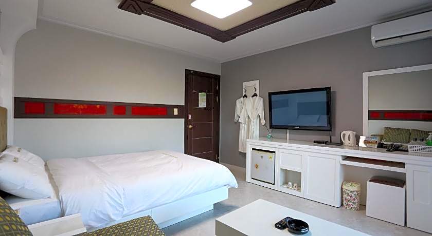 Paradaise Motel