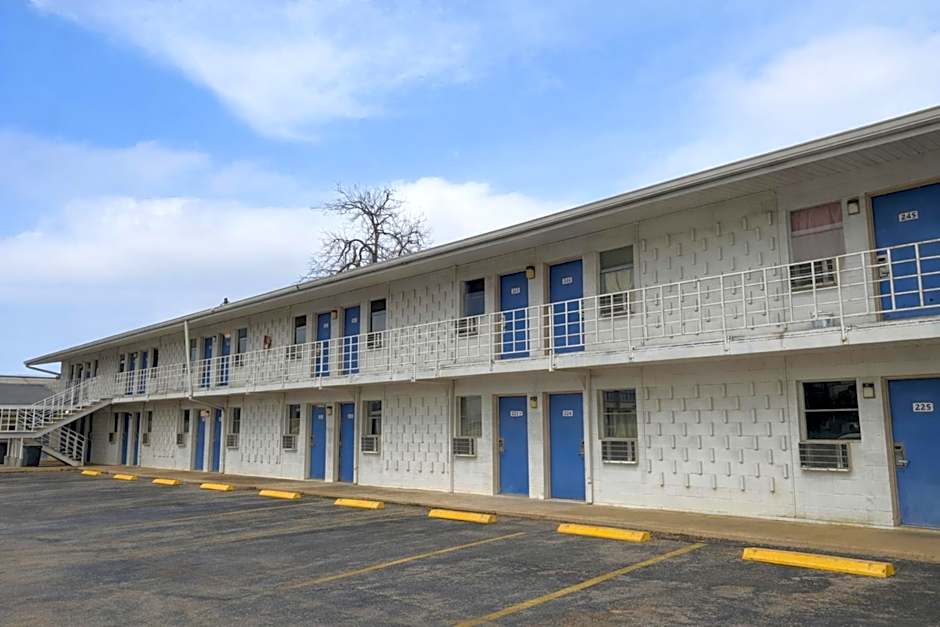 Trade Wind Motel Jacksonville TX US 69