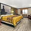 Super 8 by Wyndham Bedford