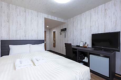 Double Room - Non-Smoking