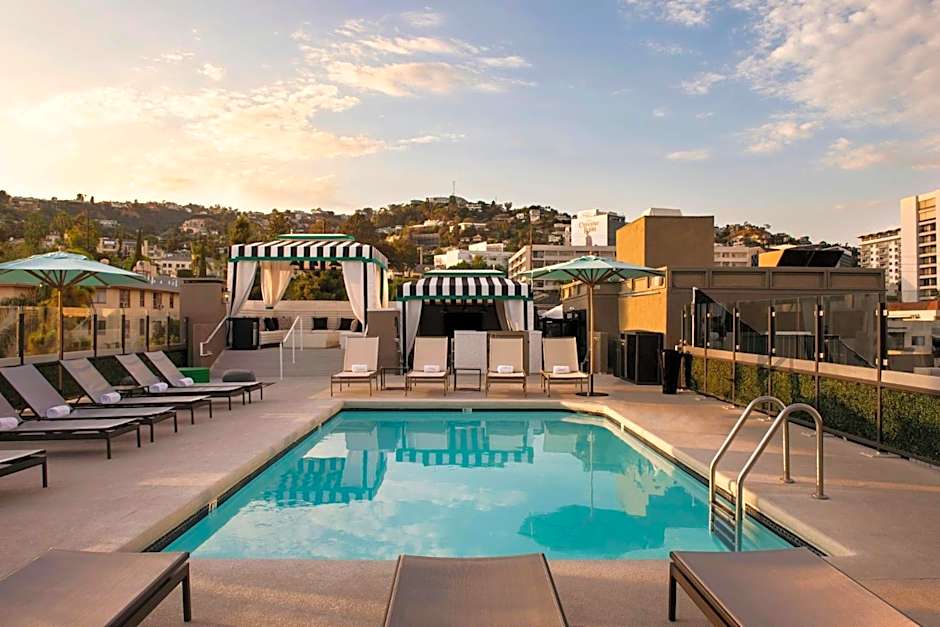 Chamberlain West Hollywood — 48 fotoğraftan 1. fotoğraf