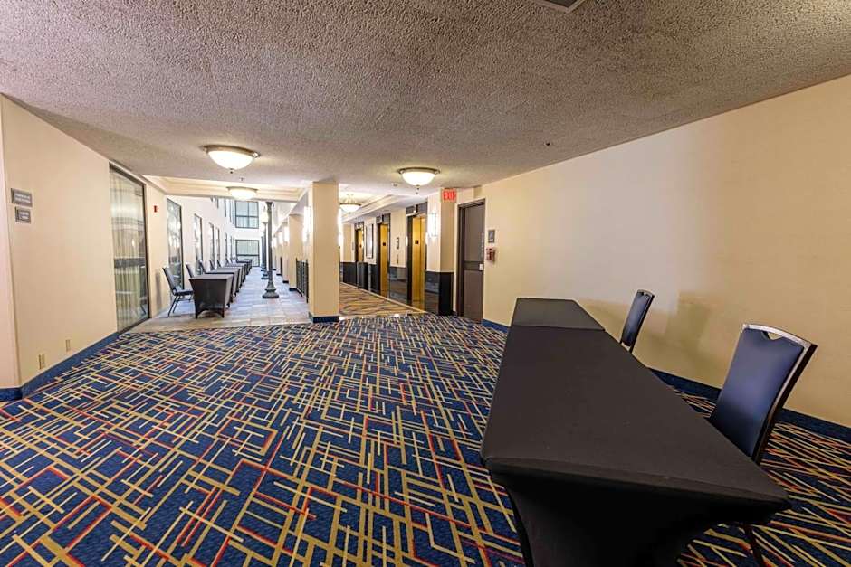 Drury Plaza St Louis at the Arch