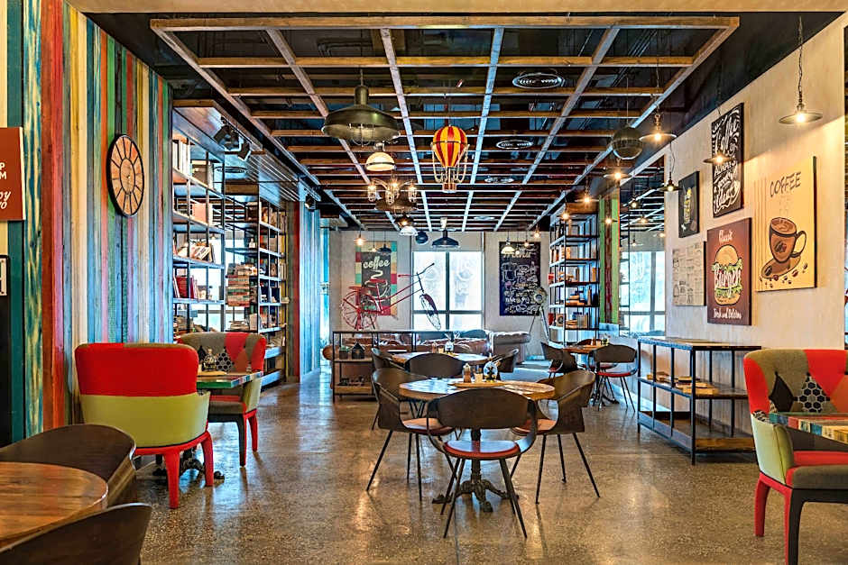 Oaks Ibn Battuta Gate Dubai