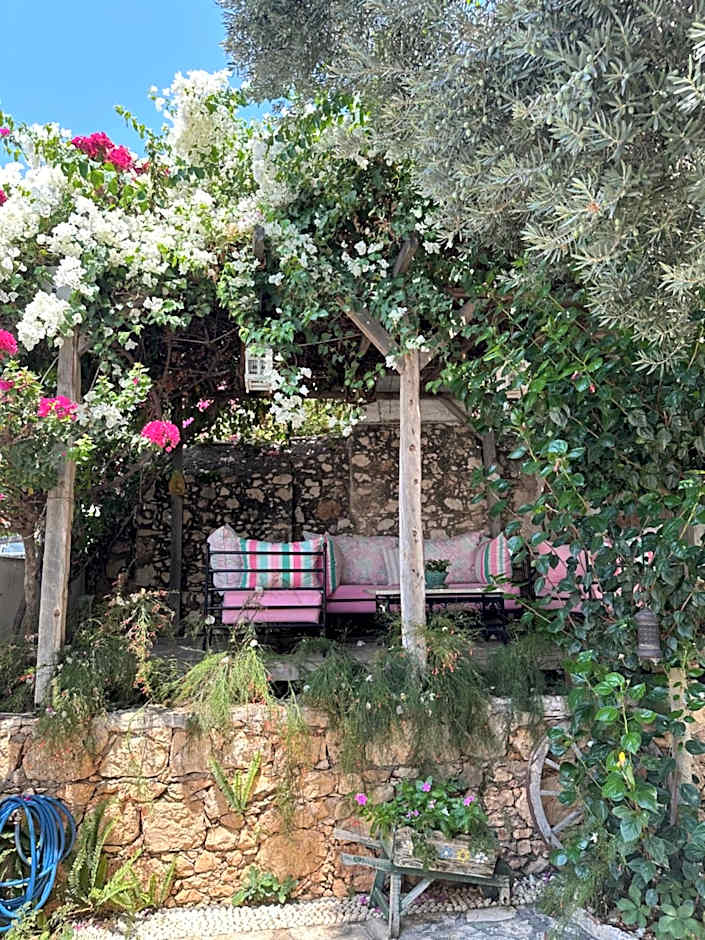 The White House Kalkan