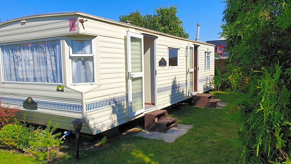 Domki Letniskowe BURSZTYNEK