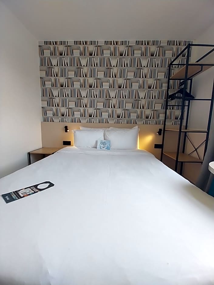 Kyriad Hotel La Fleche