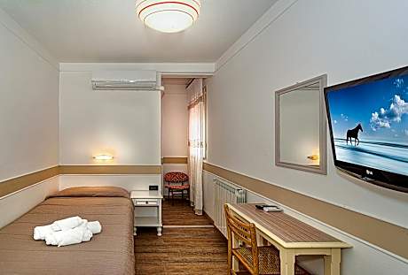 Small Single Room