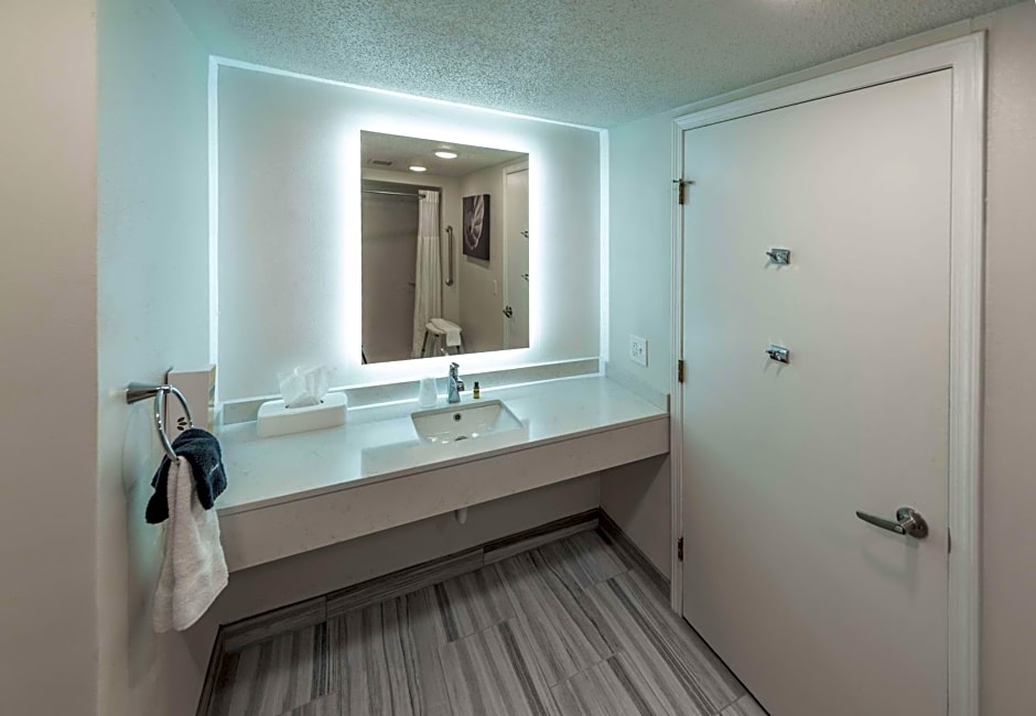 Best Western Plus Wausau Tower Inn