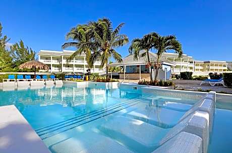 The Signature Level at Grand Palladium Lady Hamilton Resort & Spa- All Inclusive
