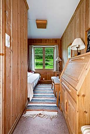 Standard Single Room with Shower