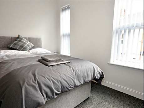 Double Room with Shared Bathroom